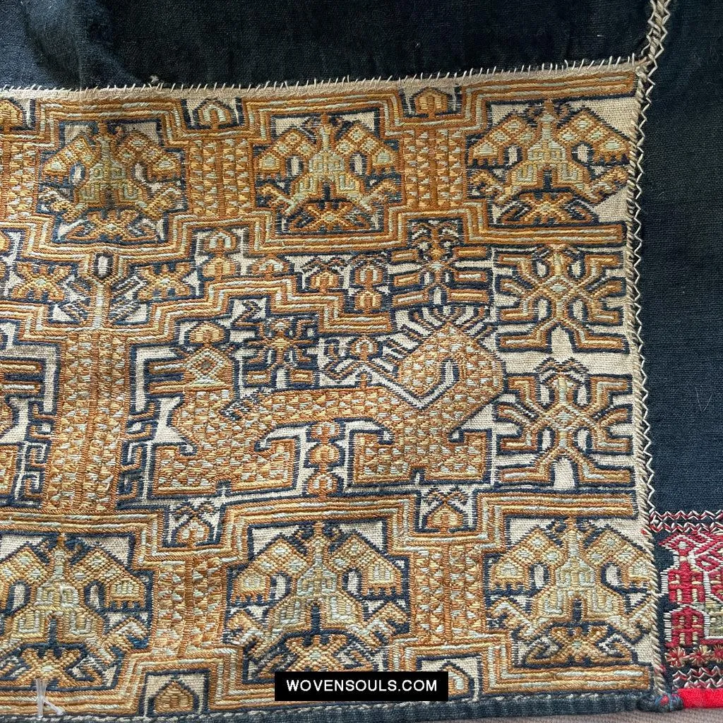 1617 Museum-Quality Old Chinese Hainan Ethnic Minority Woven Tunic