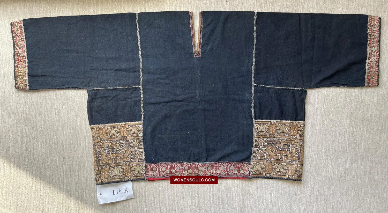 1617 Museum-Quality Old Chinese Hainan Ethnic Minority Woven Tunic