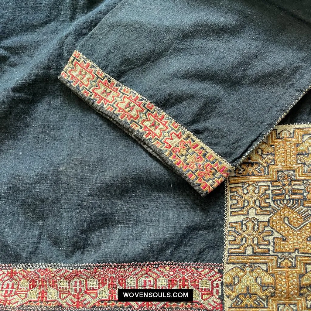 1617 Museum-Quality Old Chinese Hainan Ethnic Minority Woven Tunic