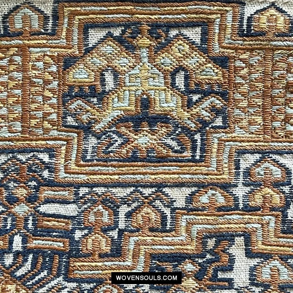1617 Museum-Quality Old Chinese Hainan Ethnic Minority Woven Tunic