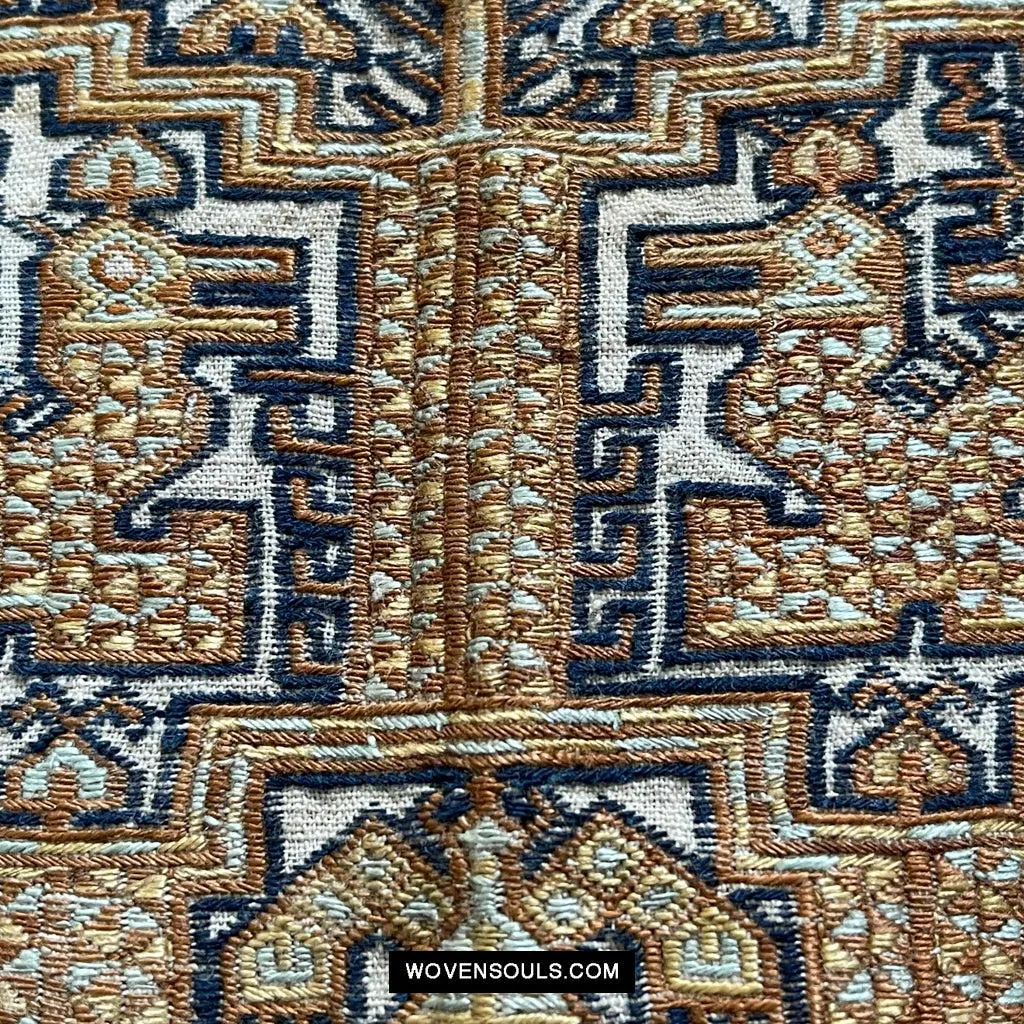 1617 Museum-Quality Old Chinese Hainan Ethnic Minority Woven Tunic