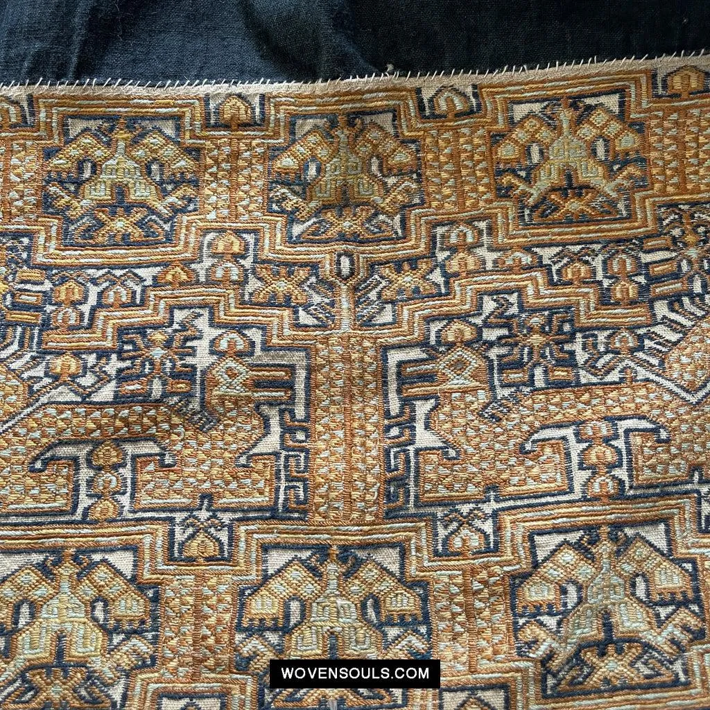 1617 Museum-Quality Old Chinese Hainan Ethnic Minority Woven Tunic