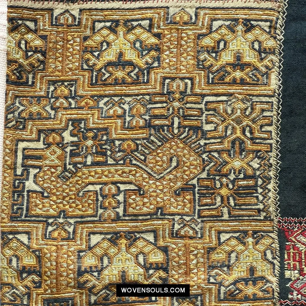 1617 Museum-Quality Old Chinese Hainan Ethnic Minority Woven Tunic