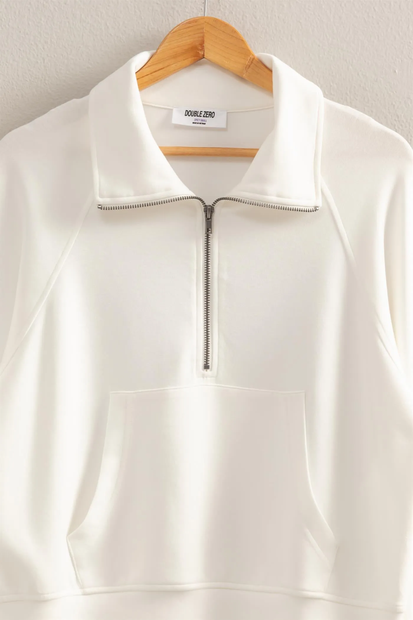 DZ25C724-High Neck Half Zip Pocket Sweatshirt
