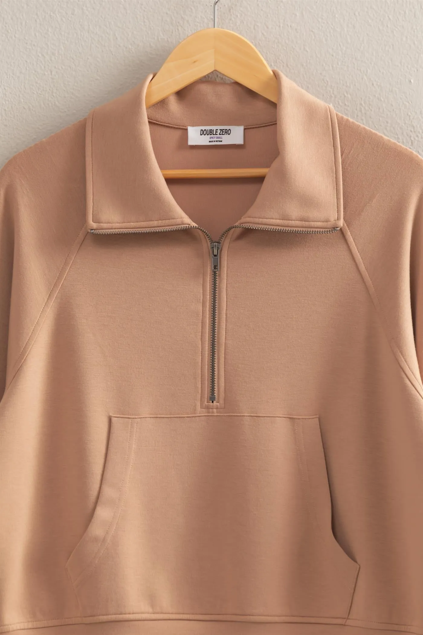 DZ25C724-High Neck Half Zip Pocket Sweatshirt