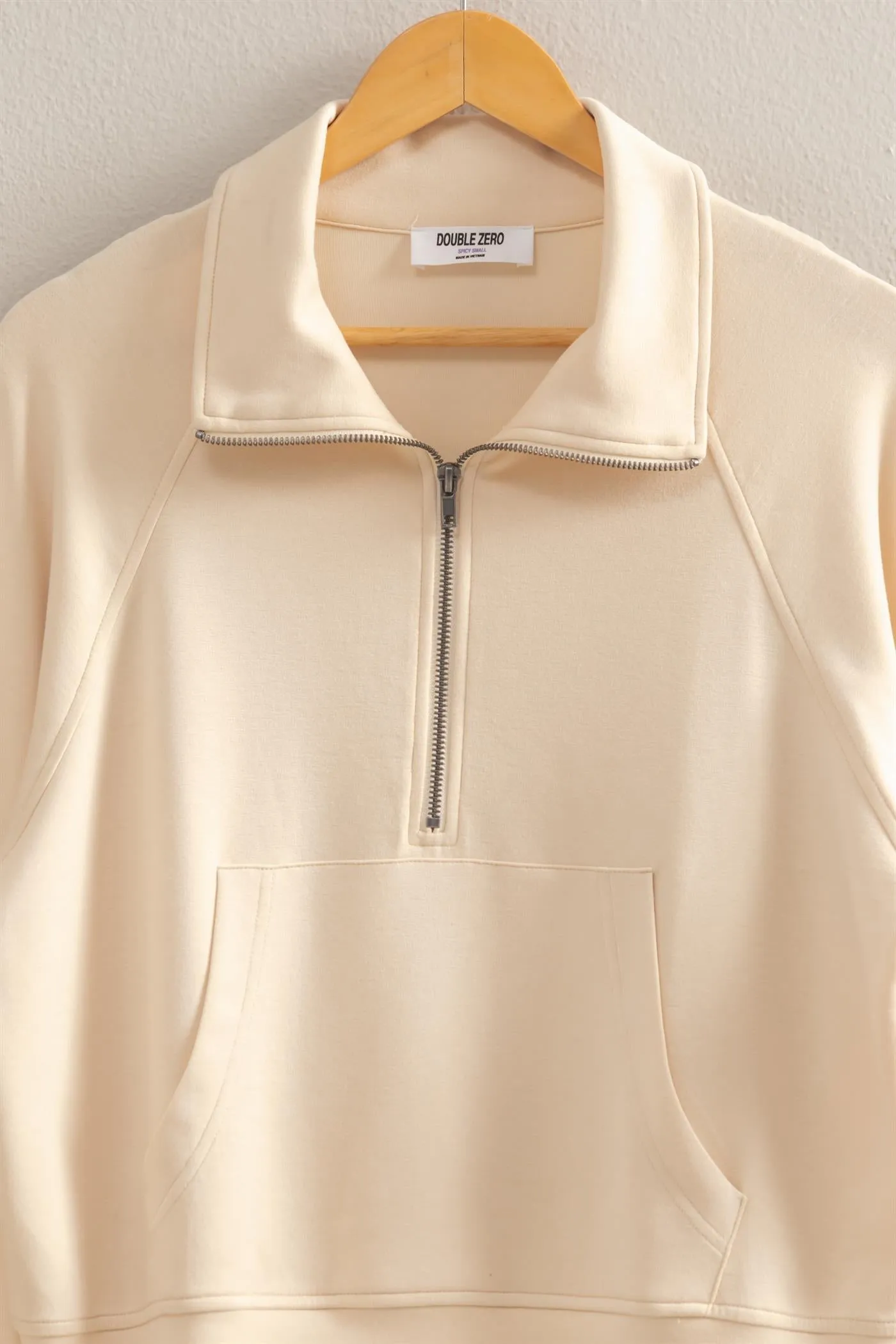 DZ25C724-High Neck Half Zip Pocket Sweatshirt