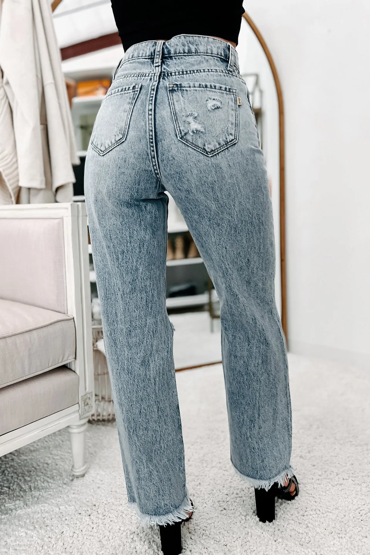 Holiday Steal- Get It Right 90's Wide Leg Distressed Jeans (Light)