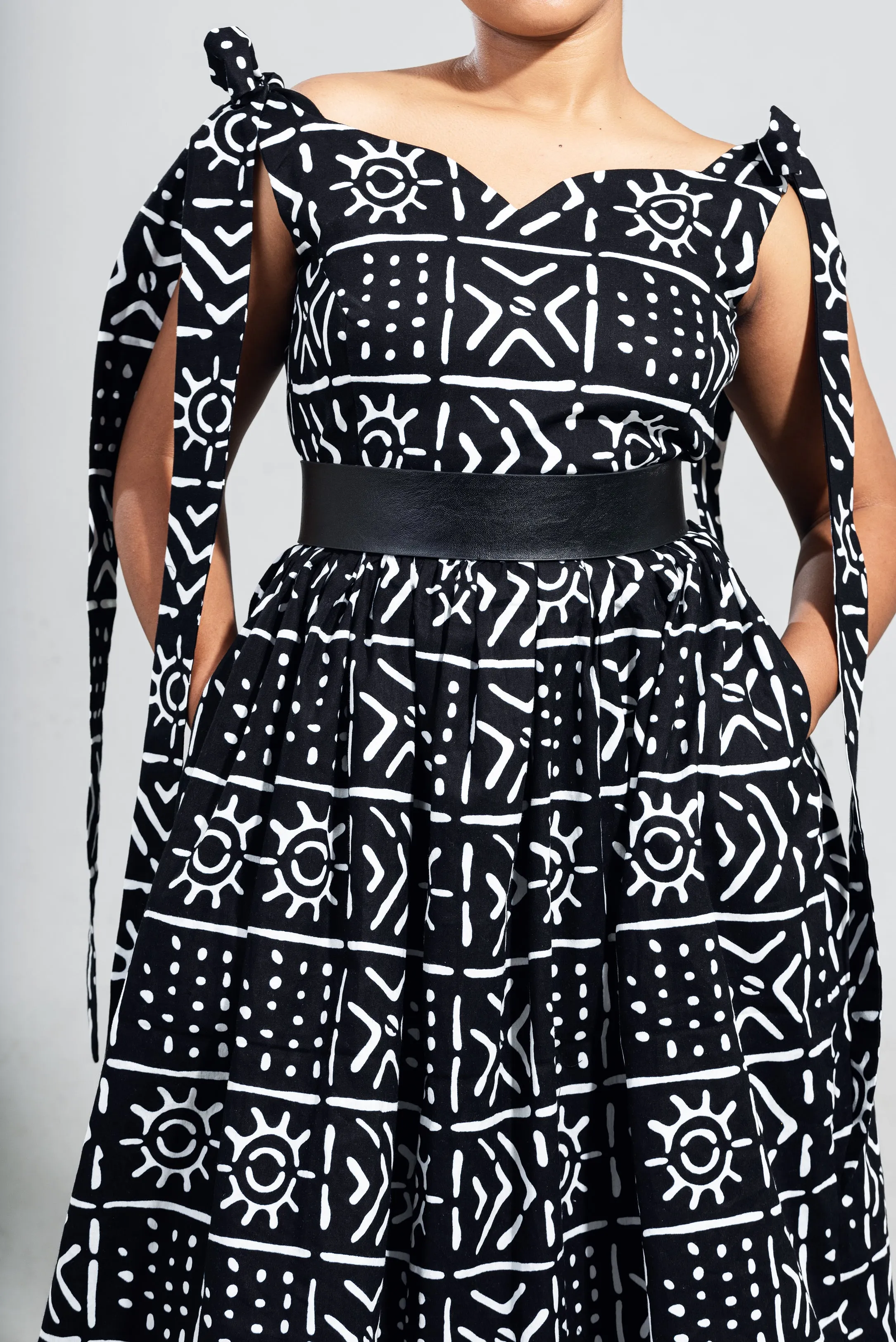 Ladies -  Makeda Dress (Kumkanikazi)