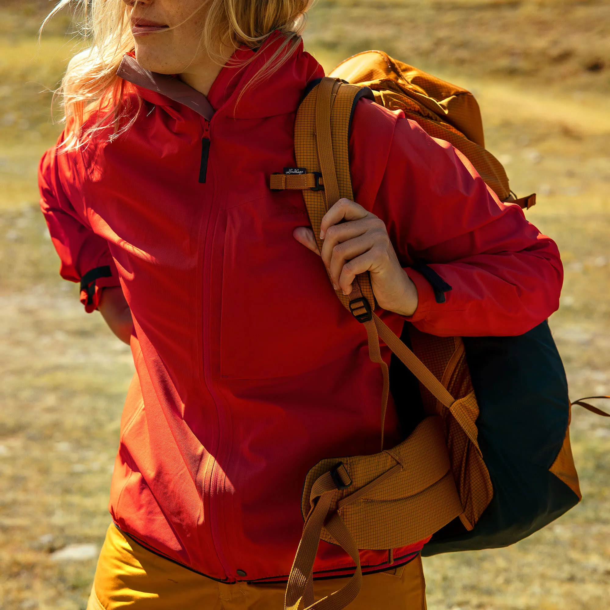 Lundhags Women&#x27;s Lo Jacket Lively Red | Buy Lundhags Women&#x27;s Lo Jacket Lively Red here | Outnorth