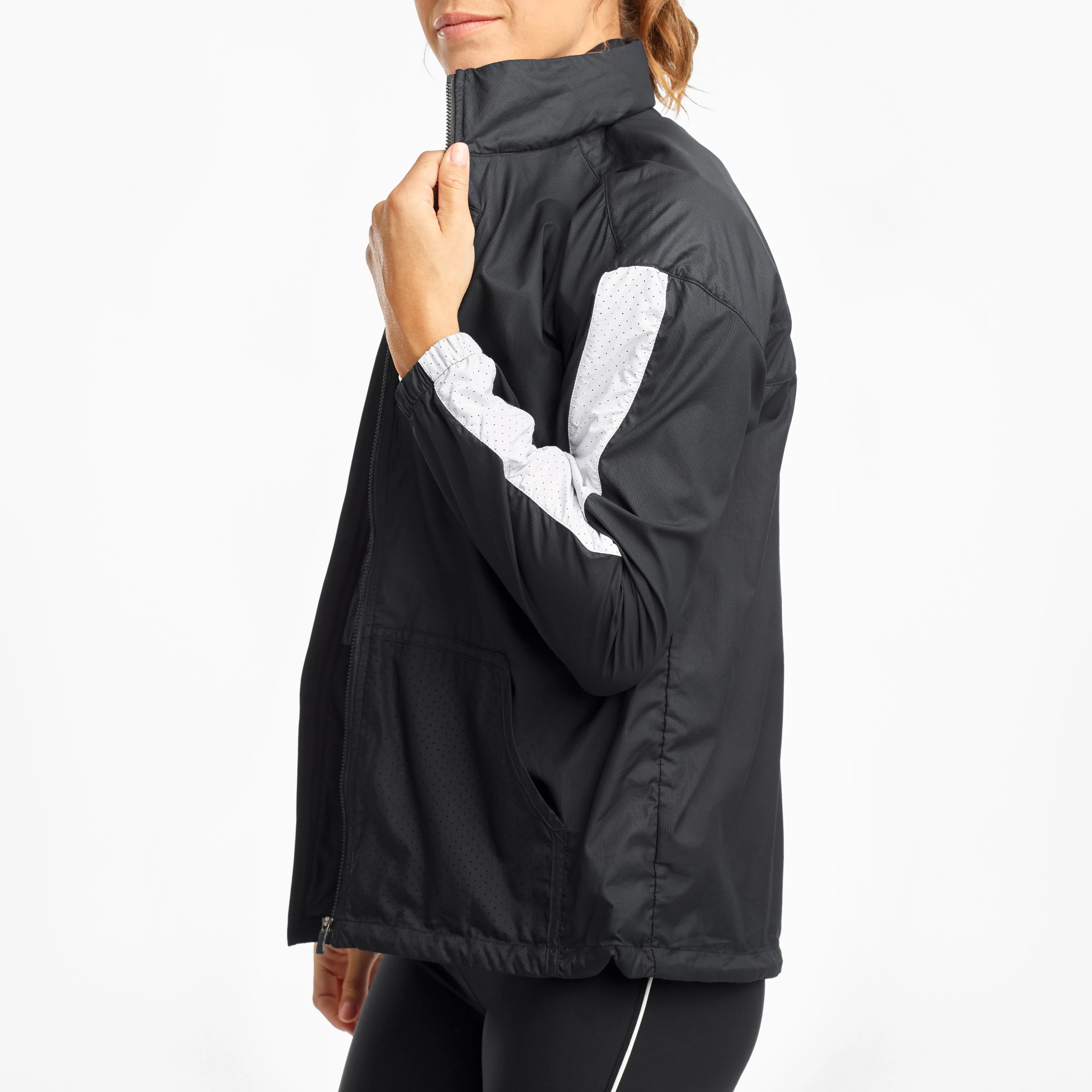 Saucony Women&#x27;s Packaway Jacket Black | Buy Saucony Women&#x27;s Packaway Jacket Black here | Outnorth