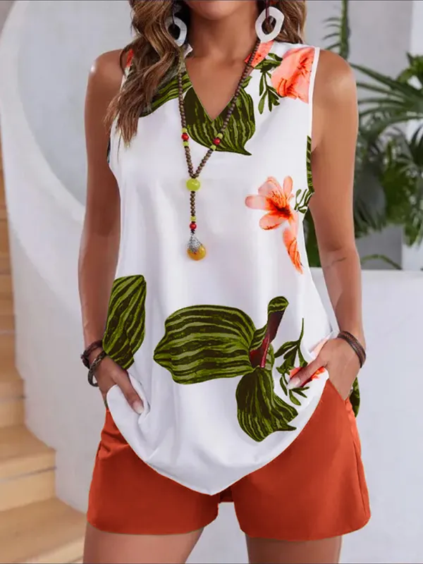 Women Floral V-Neck Top Essential for Casual Summer Outings
