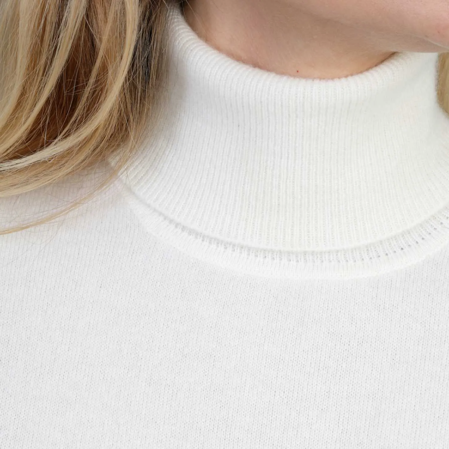 Women's Cashmere Roll Neck Jumper